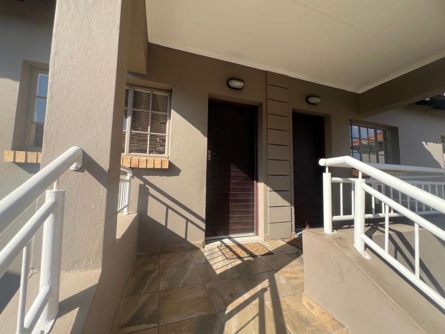 3 Bedroom Property for Sale in Waterkloof East North West